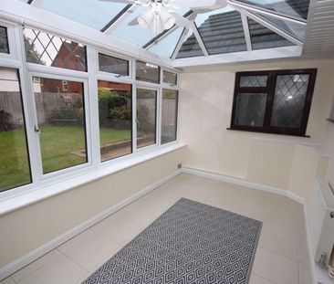 2 bedroom semi-detached bungalow to rent - Photo 2
