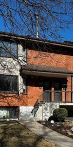 4 ½ Ahuntsic – Lumineux, A/C, face au boisé & Centre Claude Robillard - Photo 3