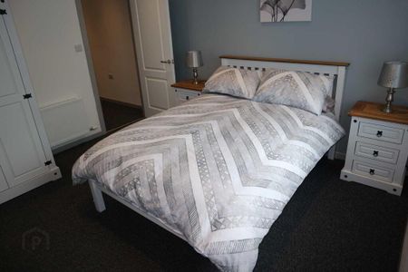 991a Upper Newtownards Road, Dundonald, Belfast, BT16 1RN - Photo 5