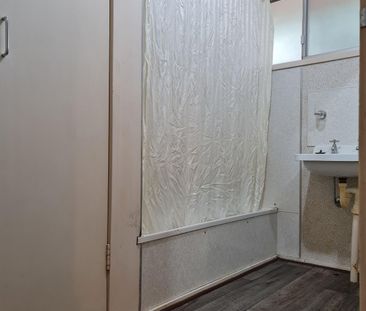 THREE BEDROOM HOME WITH AC THROUGHOUT AND DOUBLE BAY SHED - Photo 5