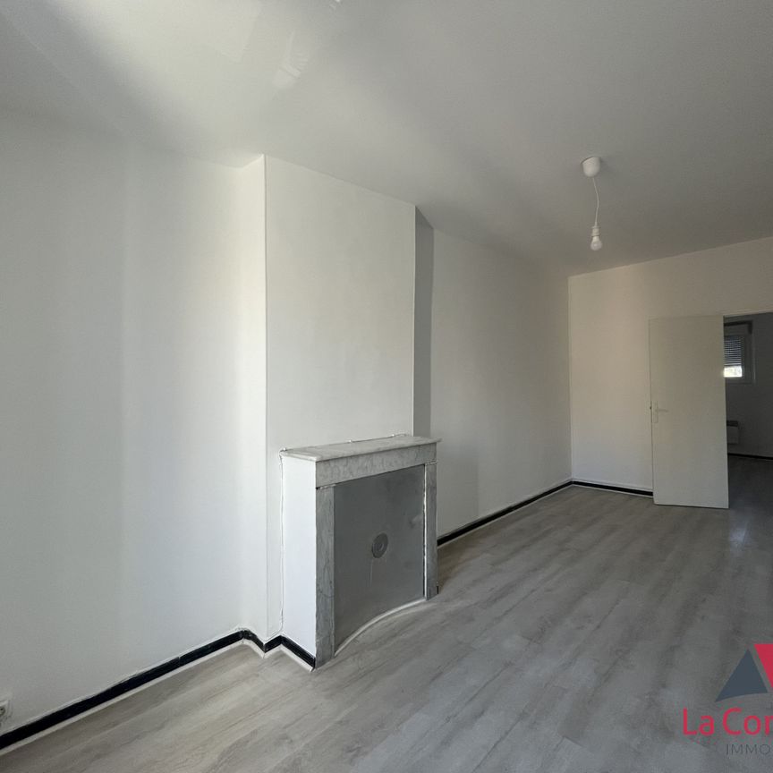Location Appartement 2 pièces 43m² AUBAGNE 13400 - Photo 1
