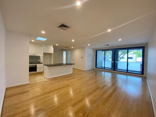642 Queensberry Street, North Melbourne VIC 3051 - Photo 1