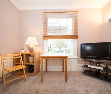 2 bedroom maisonette to rent - Photo 6