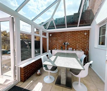 3 bedroom semi-detached house to rent - Photo 3