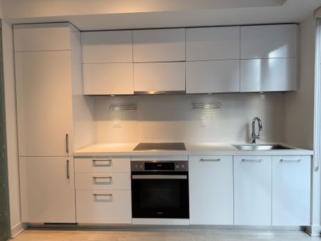 For Lease - 188 Cumberland Street Unit# 1405, Toronto, Ontario - Photo 4