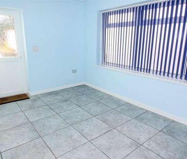 St. Annes Road, Saltash, PL12 - Photo 6