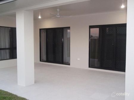 Family Home in Bohle Plains - Photo 5