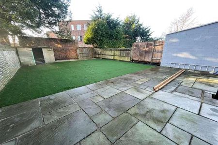 Mill Road, Worthing, BN11 - Photo 5