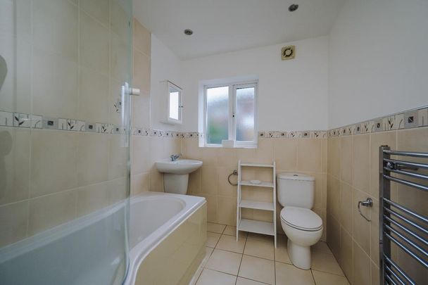 2 bedroom semi-detached house to rent - Photo 1