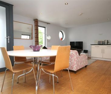 2 bedroom detached house to rent - Photo 1