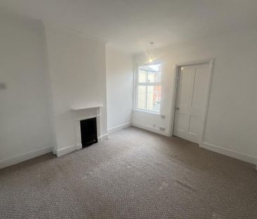 2 bedroom house to rent - Photo 2