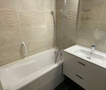 Beautiful renovated T2 apartment, furnished and equipped, near Geneva - Photo 4