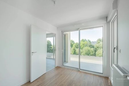 Rental Apartment Bordeaux Saint-Jean - Photo 3