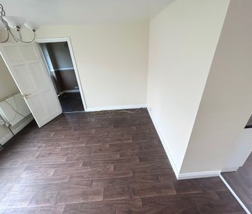 Attlee Close, Rotherham, Maltby - Photo 3