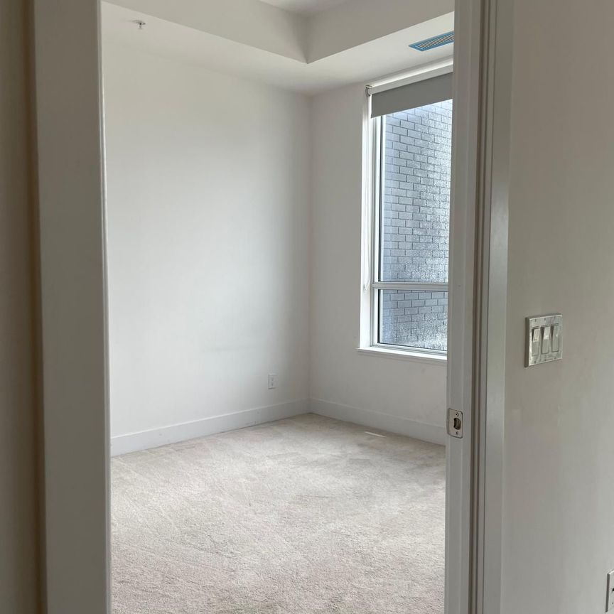 For Lease - 7 Kenaston Gardens Unit# 812, Toronto, Ontario - Photo 1