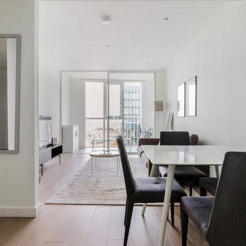 Wandsworth Road - Photo 1