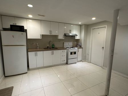 For Lease - 37 Halder Crescent, Markham, Ontario - Photo 2