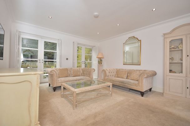 2 bedroom flat to rent, - Photo 1