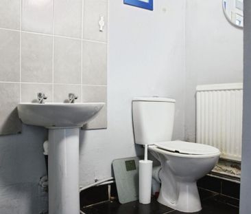 Studio to rent - Photo 6