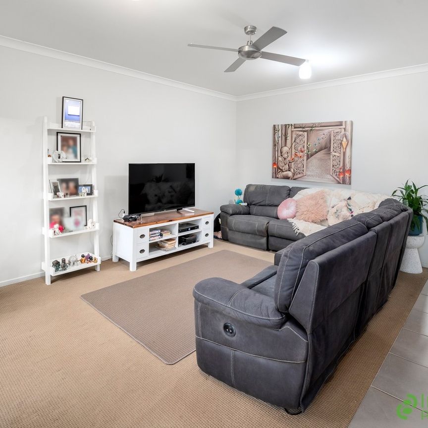 20 Stone Brook Court, Cashmere QLD 4500 - House For Rent | Domain - Photo 1