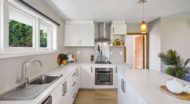 Four Bedroom Family Home - Photo 1