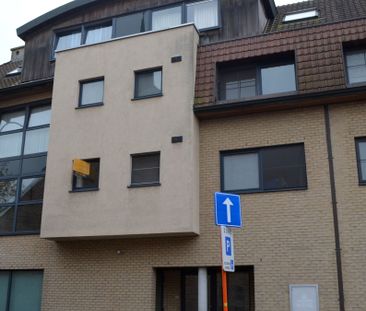 Ruim appartement met: 2 slaapkamers, terras en autostaanplaats - Foto 3