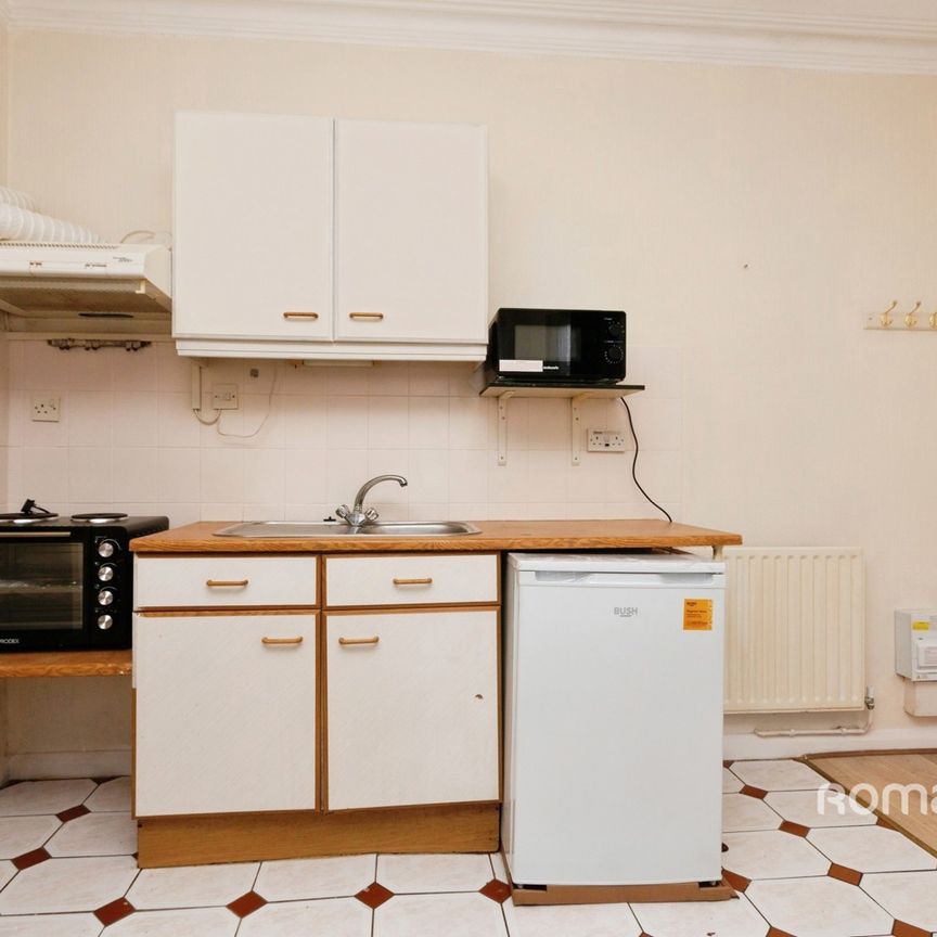 1 bedroom property to rent - Photo 1