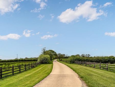 Leasefield Farm, Halwill Junction, Be..., Beaworthy - Photo 2