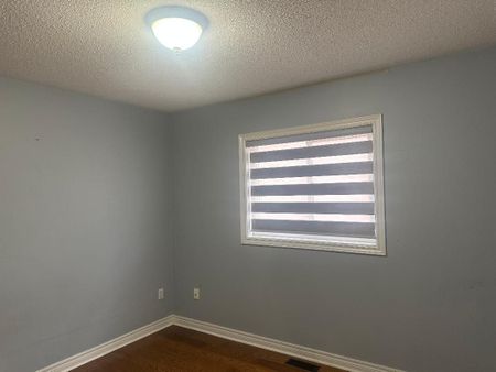 For Lease - 5 Sea Lion Road, Brampton, Ontario - Photo 5