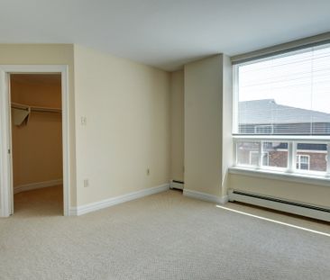 Two Bedroom - Photo 4