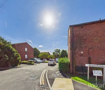 1 bedroom End Terraced Bungalow - Greenfields, South Drive, Cuffley - Photo 2