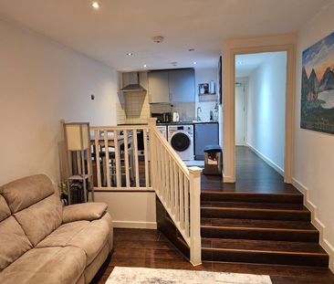 1 Bed Flat, North End Road, SW6 - Photo 6