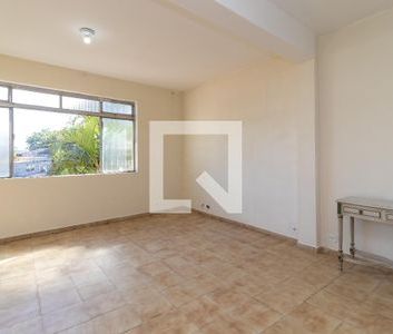 Casa para alugar com 69m², 1 quarto e sem vaga - Foto 1