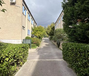 Location Appartement 1 pièce 24m² LA CIOTAT 13600 - Photo 5