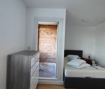 Studio Flat, Mount Pleasant Lane, E5 - Photo 1
