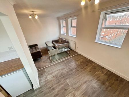 2 bedroom apartment to rent - Photo 4