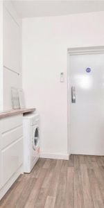 4 bedroom house to rent - Photo 3