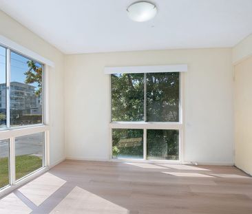 1/109 Prince Edward Parade, Scarborough, Qld 4020 - Photo 1
