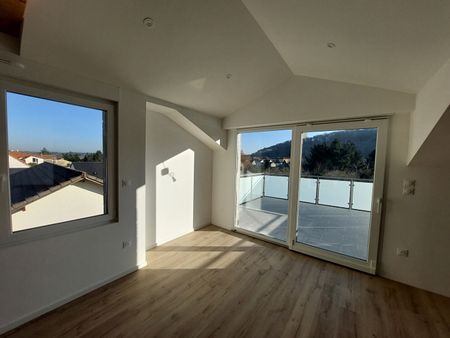 Apartment - Photo 2