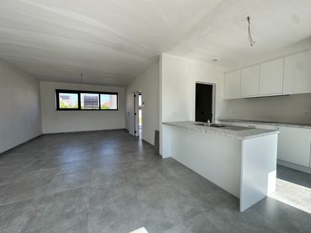 RUSTIG GELEGEN ENERGIE ZUINIGE NIEUWBOUW WONING (3 slpka) - Photo 2