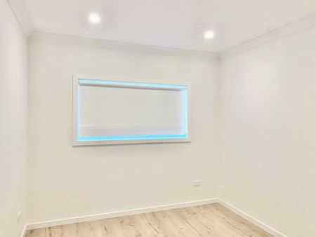 Luxurious Duplex with Studio - Photo 2