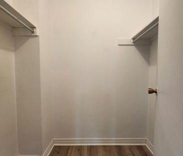 1550 Avenue Panama, #307 - Photo 4
