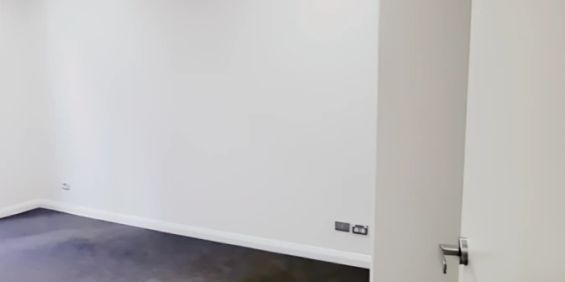 126 Banks Ave, Sydney - Photo 3