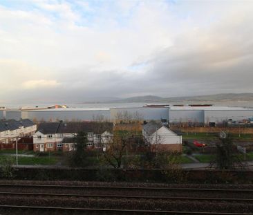 2 bedroom flat to rent - Photo 6