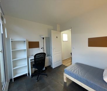 Location Appartement 5 pièces 66m² - Photo 3