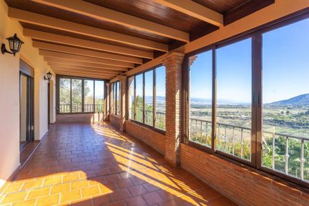 5 room luxury Detached House for rent in Alhaurín de la Torre, Spain - Photo 2