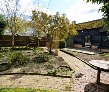 3 bedroom barn conversion to rent - Photo 4