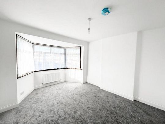 2 bedroom maisonette to rent - Photo 1