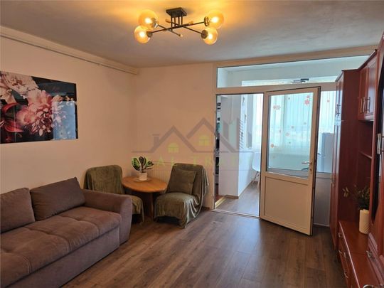 Garsoniera renovata zona Noua - Fotografie 1