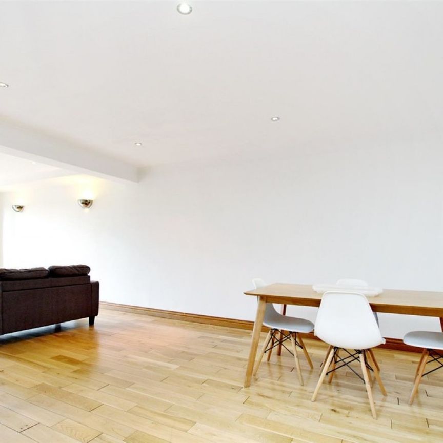 Copperfield Road, London E3 - Photo 1